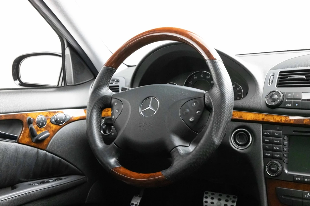 2005 Mercedes-Benz W211 E-Class - Image 10 of 31