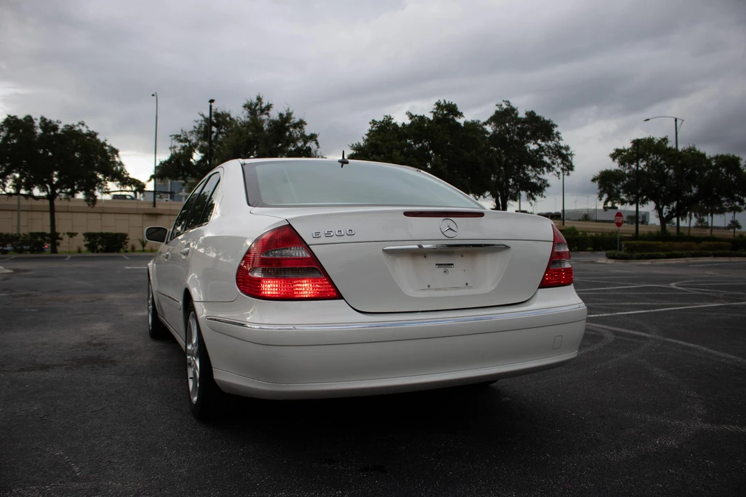 2005 Mercedes-Benz W211 E-Class - Image 15 of 31
