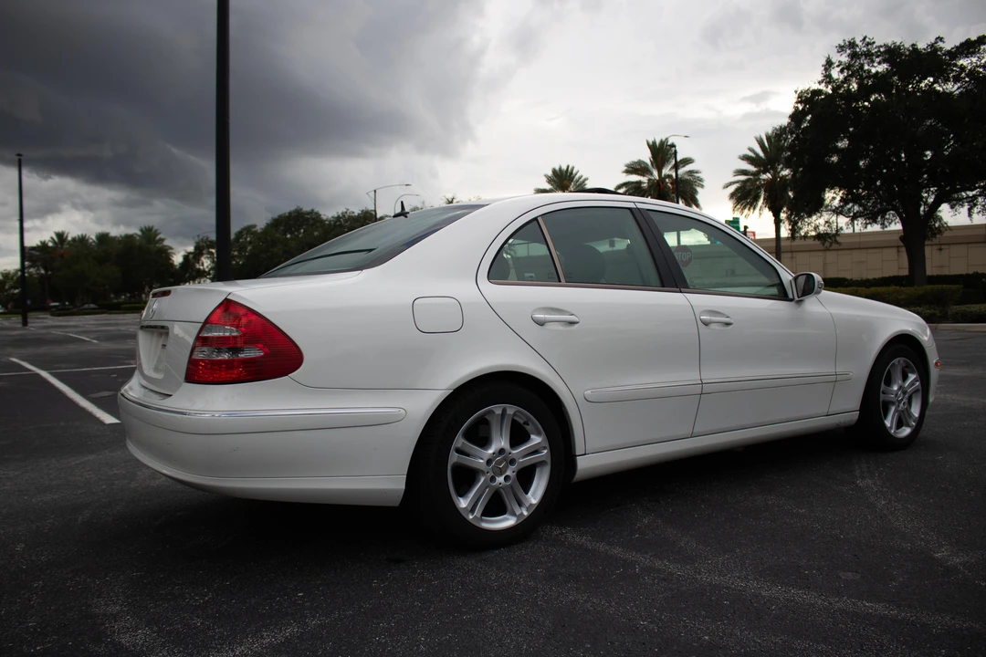 2005 Mercedes-Benz W211 E-Class - Image 19 of 31
