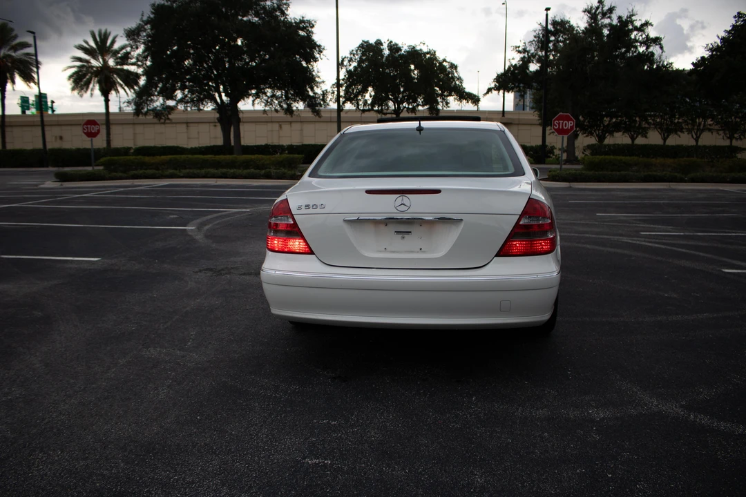 2005 Mercedes-Benz W211 E-Class - Image 16 of 31