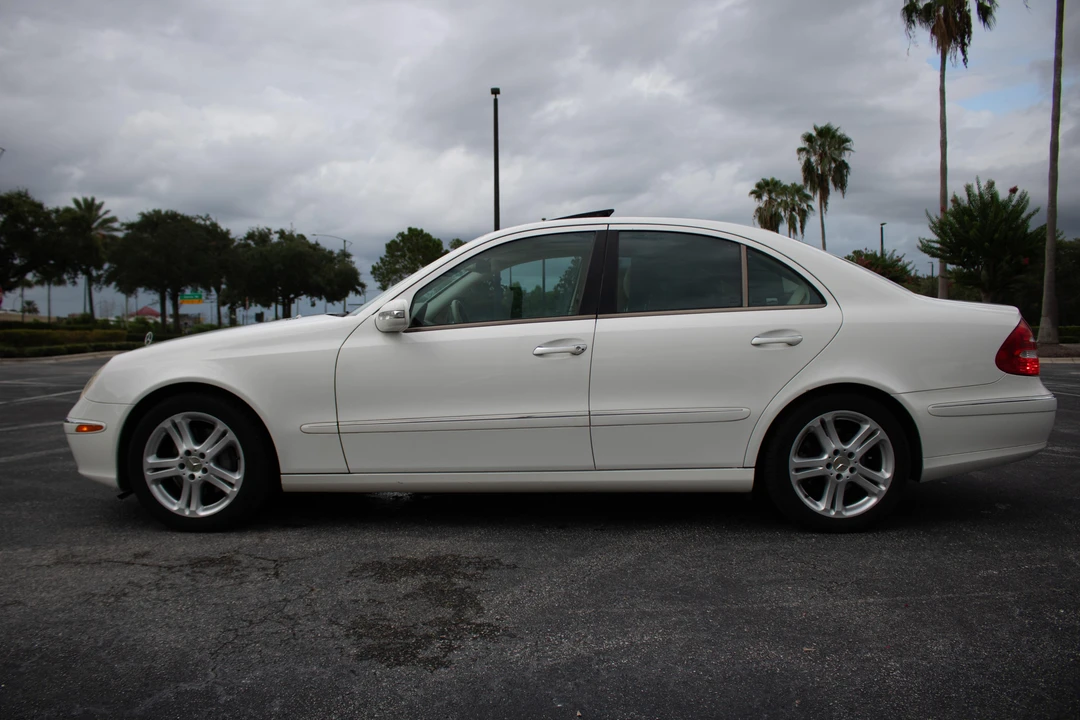 2005 Mercedes-Benz W211 E-Class - Image 11 of 31