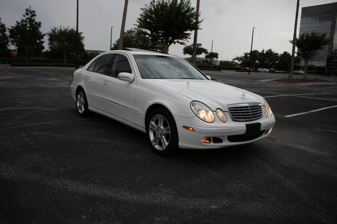 2005 Mercedes-Benz W211 E-Class - Image 23 of 31