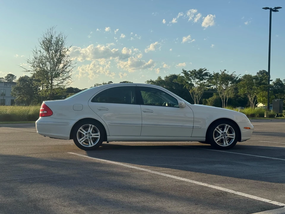 2005 Mercedes-Benz W211 E-Class - Image 7 of 31