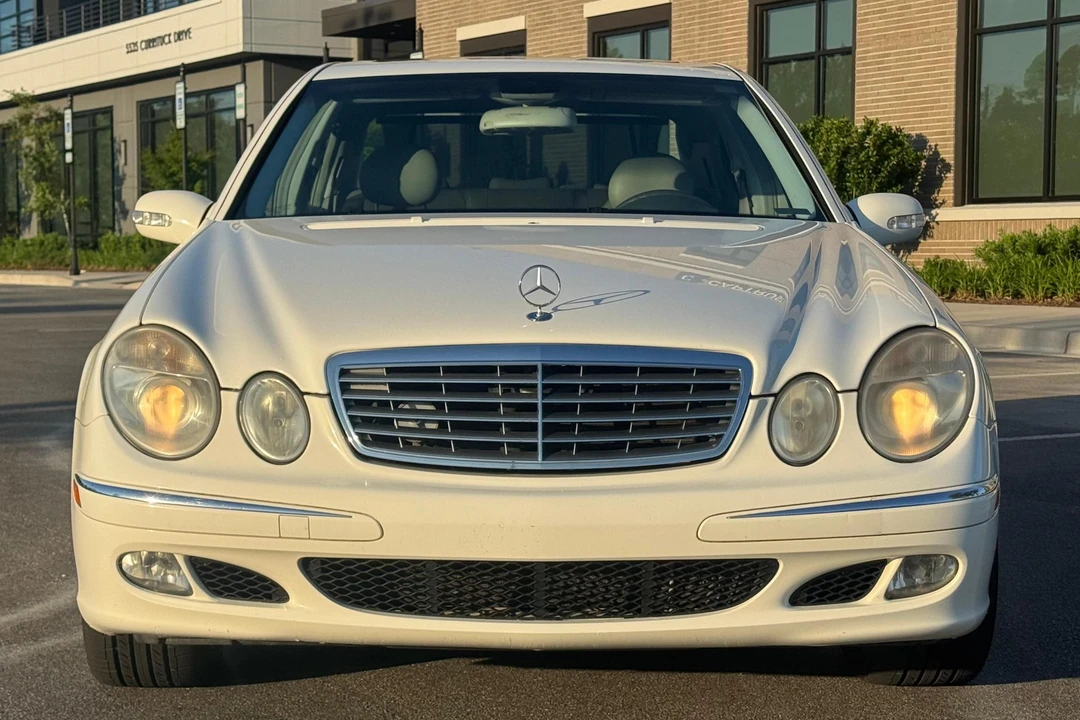 2005 Mercedes-Benz W211 E-Class - Image 2 of 31