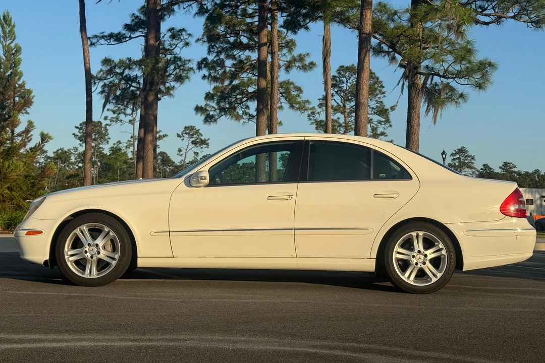 2005 Mercedes-Benz W211 E-Class - Image 3 of 31