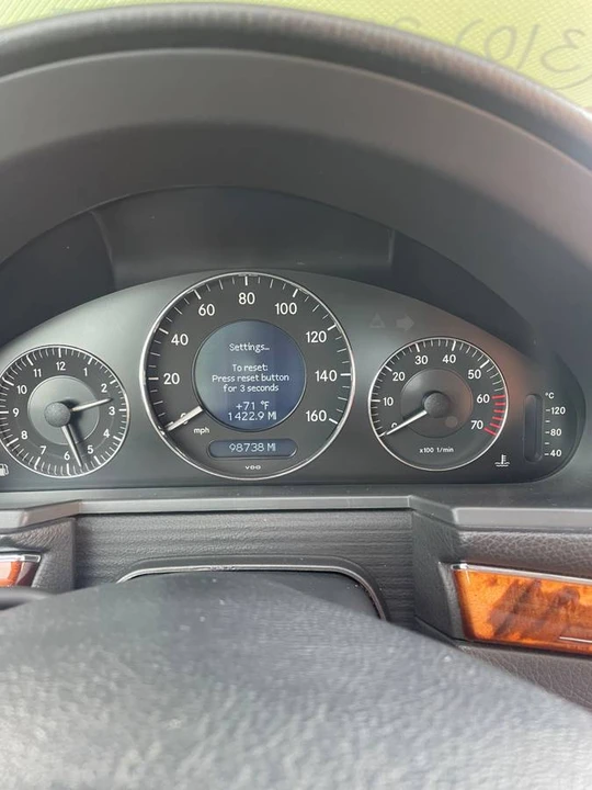2005 Mercedes-Benz W211 E-Class - Image 3 of 10