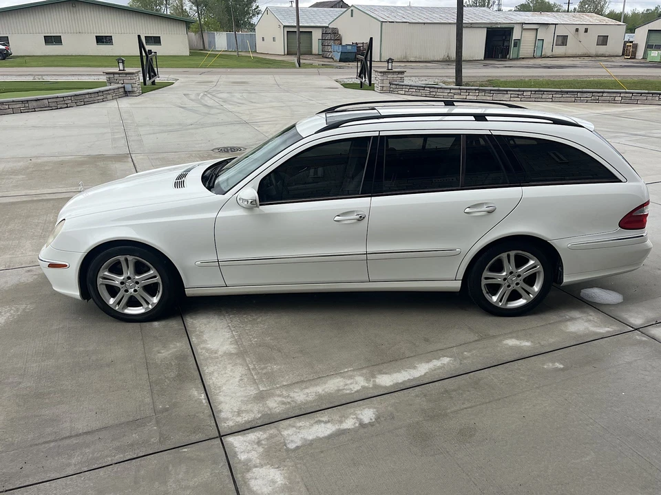 2005 Mercedes-Benz W211 E-Class - Image 17 of 31