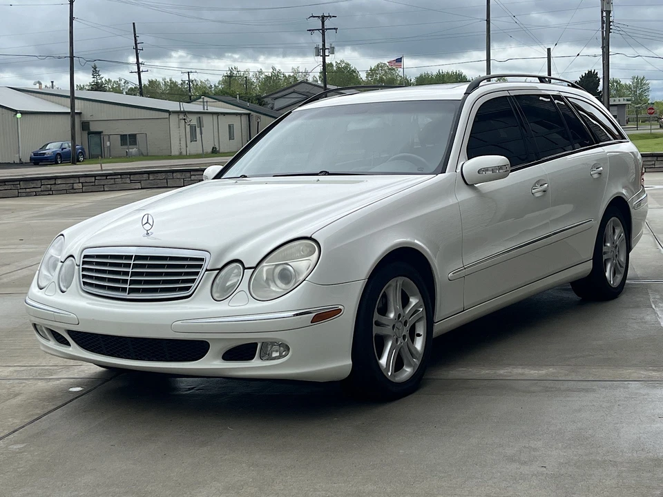 2005 Mercedes-Benz W211 E-Class - Image 10 of 31