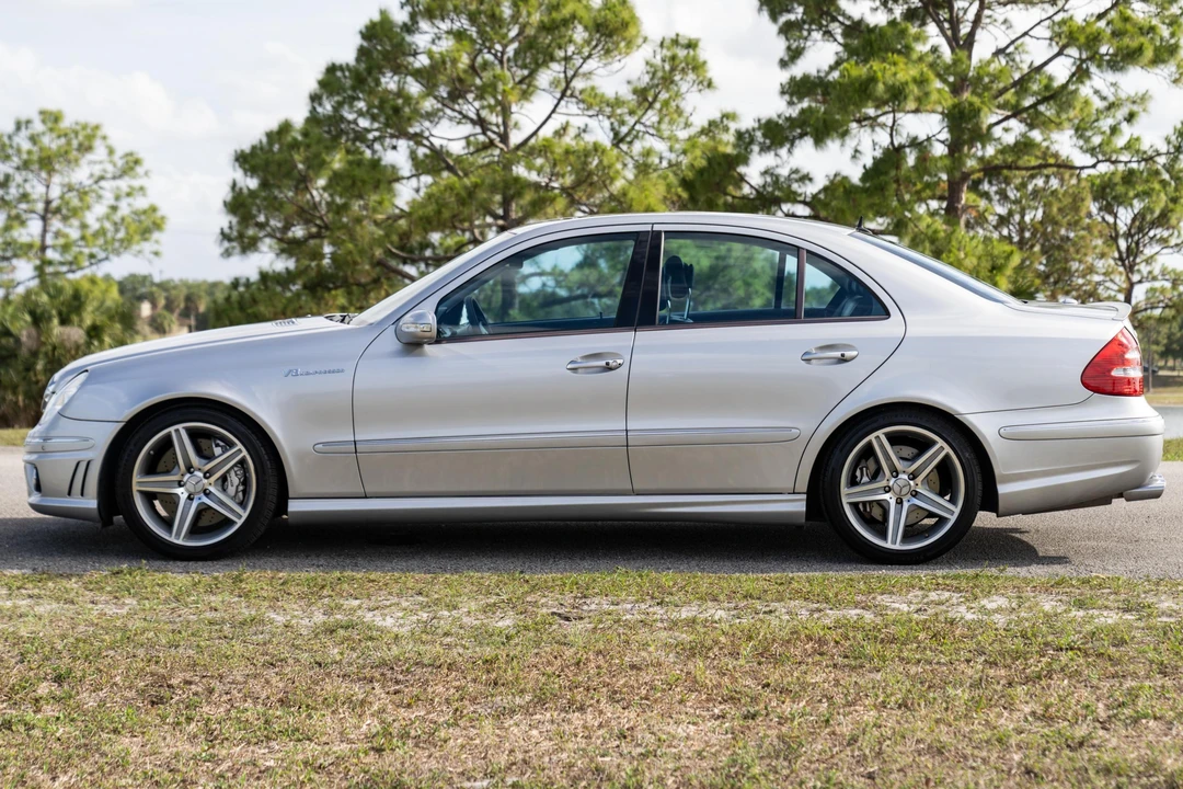 2005 Mercedes-Benz W211 E 55 & E 63 AMG - Image 3 of 31