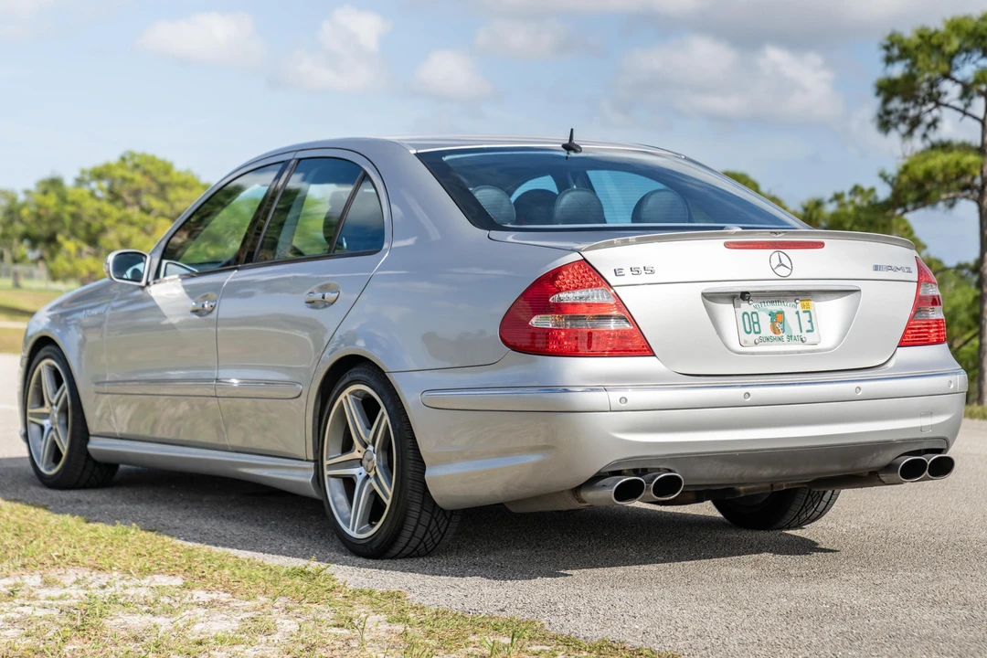 2005 Mercedes-Benz W211 E 55 & E 63 AMG - Image 4 of 31