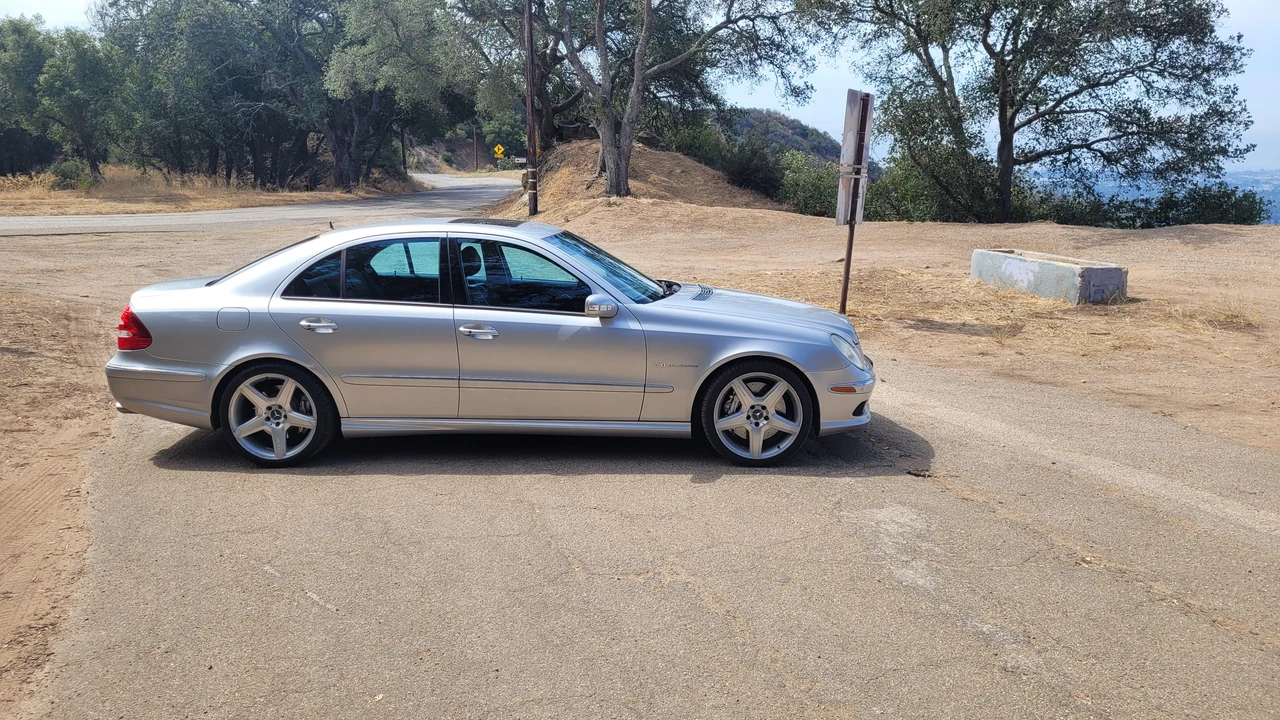 2005 Mercedes-Benz W211 E 55 & E 63 AMG - Image 17 of 31