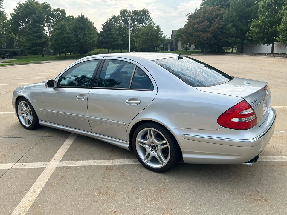 2005 Mercedes-Benz W211 E 55 & E 63 AMG - Image 12 of 31