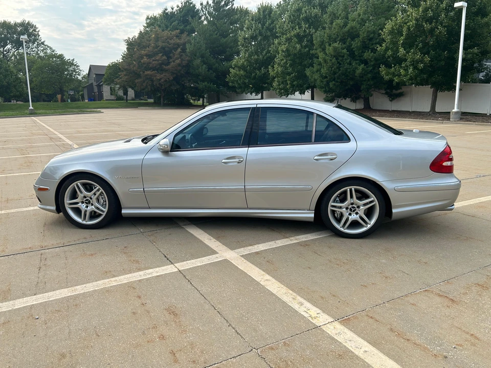 2005 Mercedes-Benz W211 E 55 & E 63 AMG - Image 11 of 31