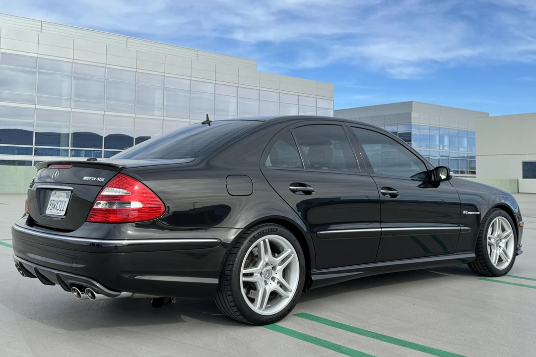 2005 Mercedes-Benz W211 E 55 & E 63 AMG - Image 4 of 31