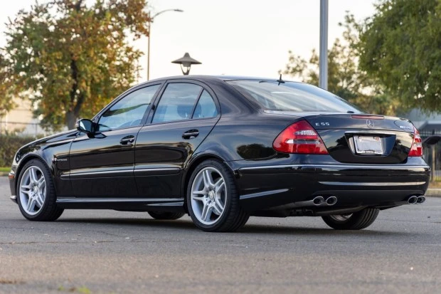 2005 Mercedes-Benz W211 E 55 & E 63 AMG - Image 2 of 8