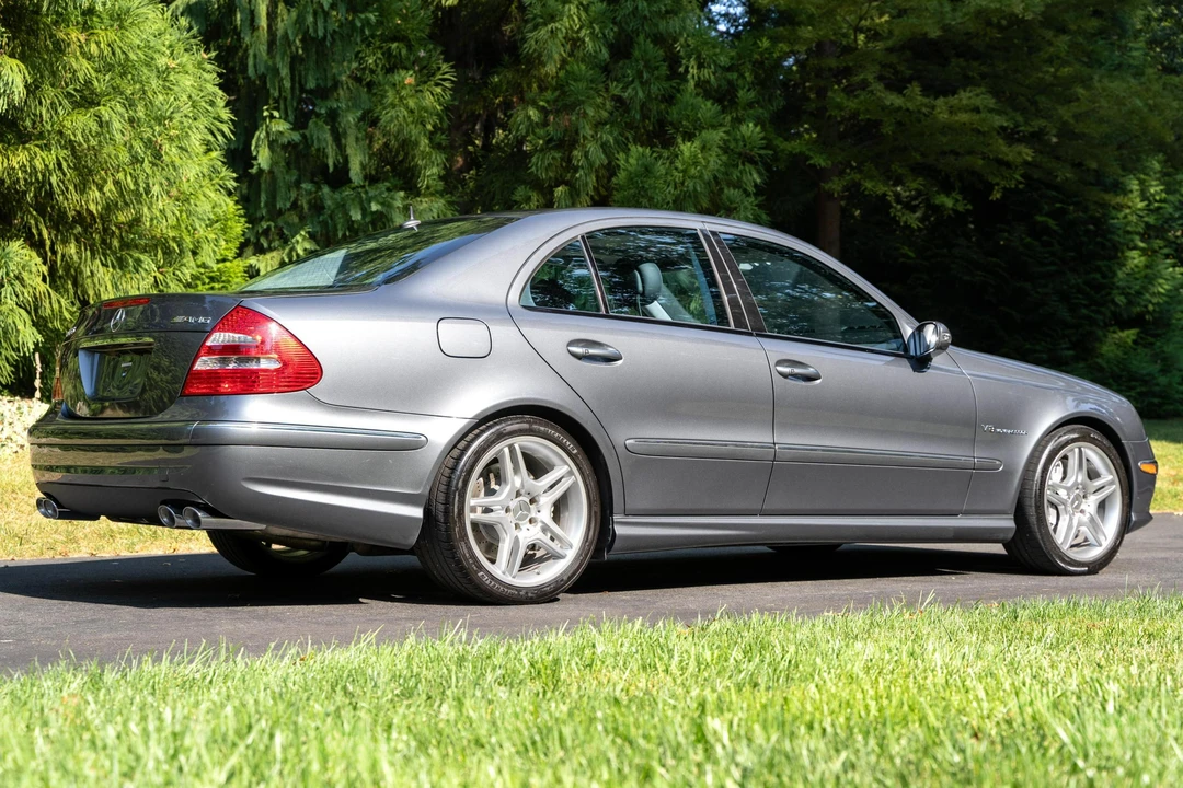 2005 Mercedes-Benz W211 E 55 & E 63 AMG - Image 4 of 31