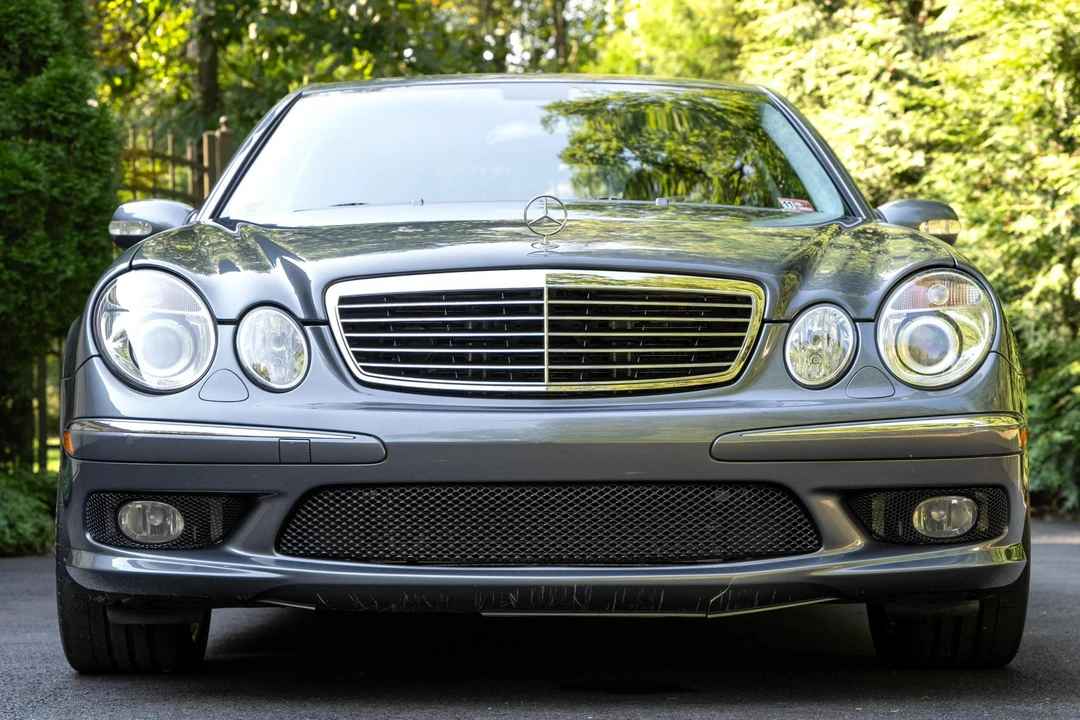 2005 Mercedes-Benz W211 E 55 & E 63 AMG - Image 2 of 31