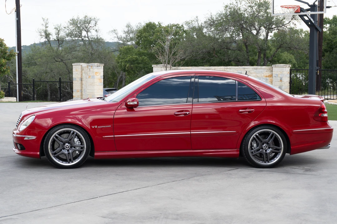 2005 Mercedes-Benz W211 E 55 & E 63 AMG - Image 4 of 31