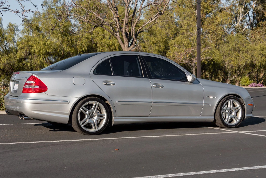 2005 Mercedes-Benz W211 E 55 & E 63 AMG - Image 13 of 17