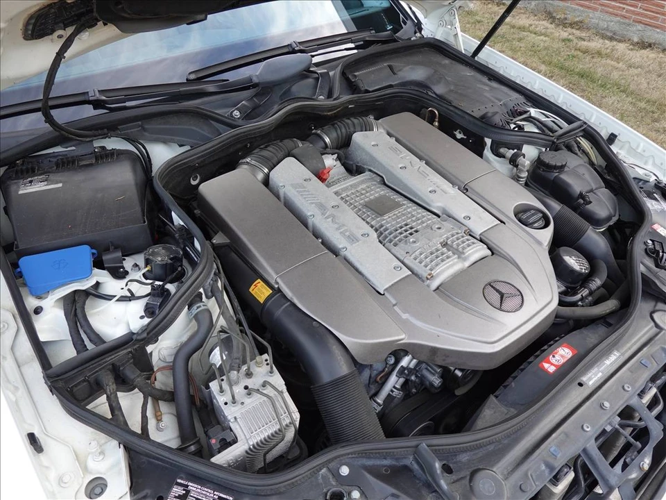 2005 Mercedes-Benz W211 E 55 & E 63 AMG - Image 12 of 24