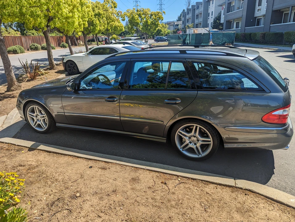 2005 Mercedes-Benz W211 E 55 & E 63 AMG - Image 12 of 31