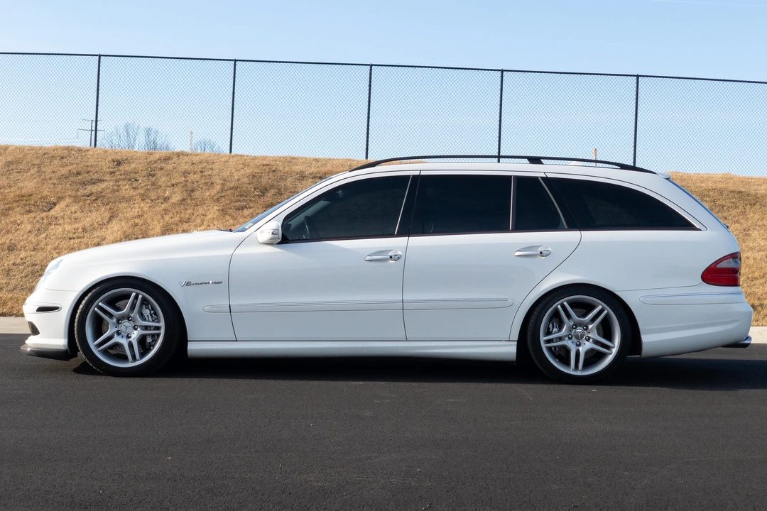 2005 Mercedes-Benz W211 E 55 & E 63 AMG - Image 11 of 31