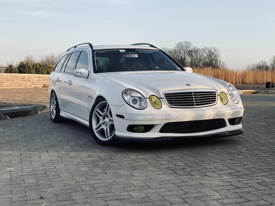 2005 Mercedes-Benz W211 E 55 & E 63 AMG - Image 18 of 31