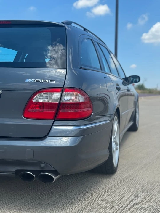 2005 Mercedes-Benz W211 E 55 & E 63 AMG - Image 7 of 12