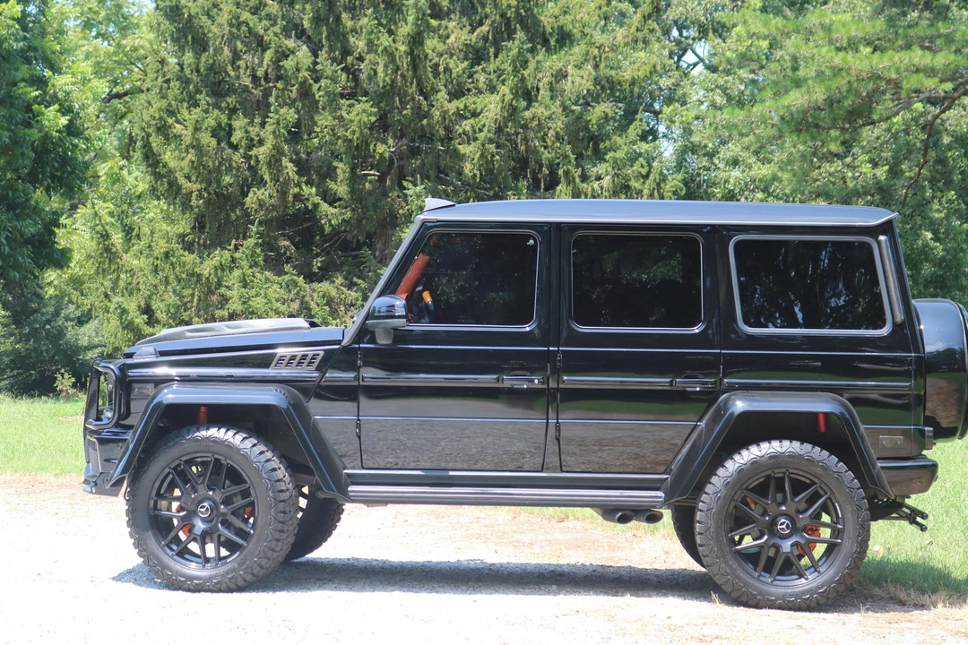 2005 Mercedes-Benz W463 G 36 & G 55 & G 63 & G 65 AMG 1st Gen - Image 10 of 31