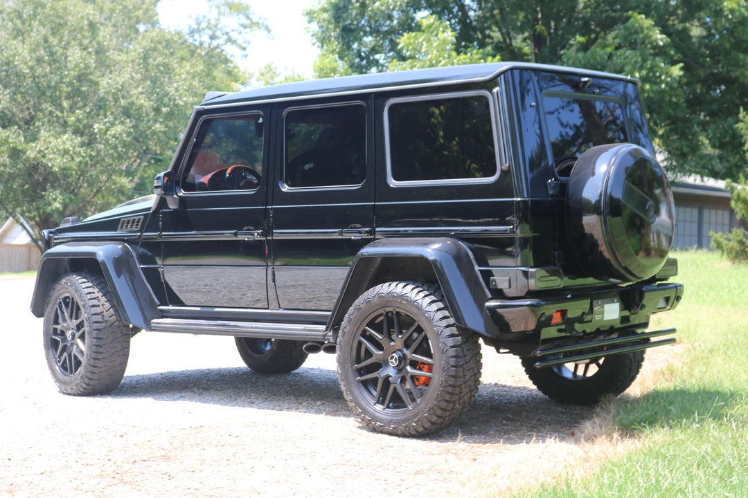 2005 Mercedes-Benz W463 G 36 & G 55 & G 63 & G 65 AMG 1st Gen - Image 11 of 31
