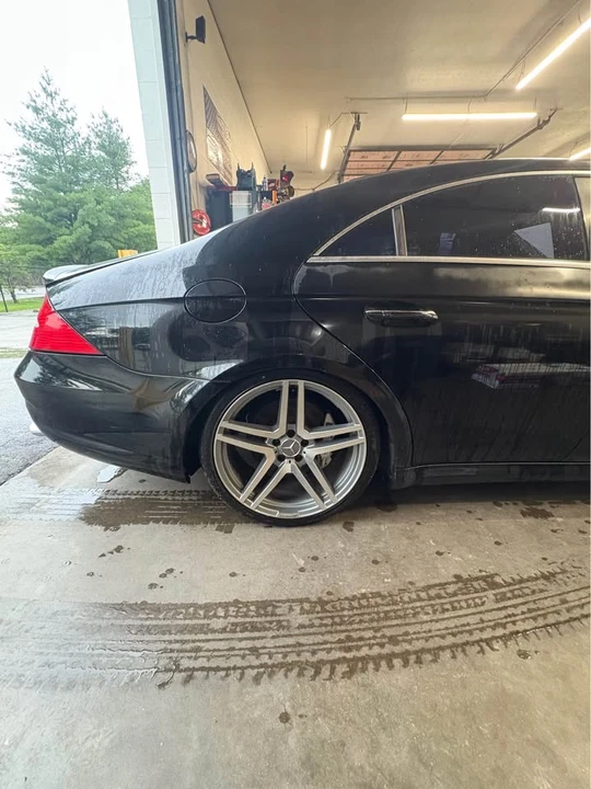 2005 Mercedes-Benz C219 CLS 55 & CLS 63 AMG - Image 4 of 8