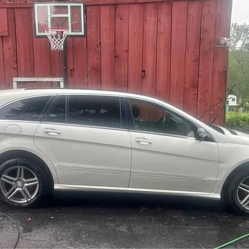 2005 Mercedes-Benz R-Class R 350 Sport Wagon 4D