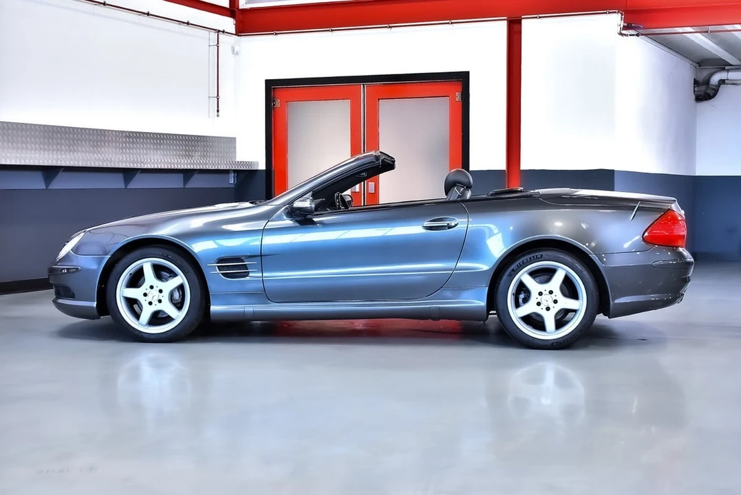 2005 Mercedes-Benz R230 SL-Class - Image 9 of 30