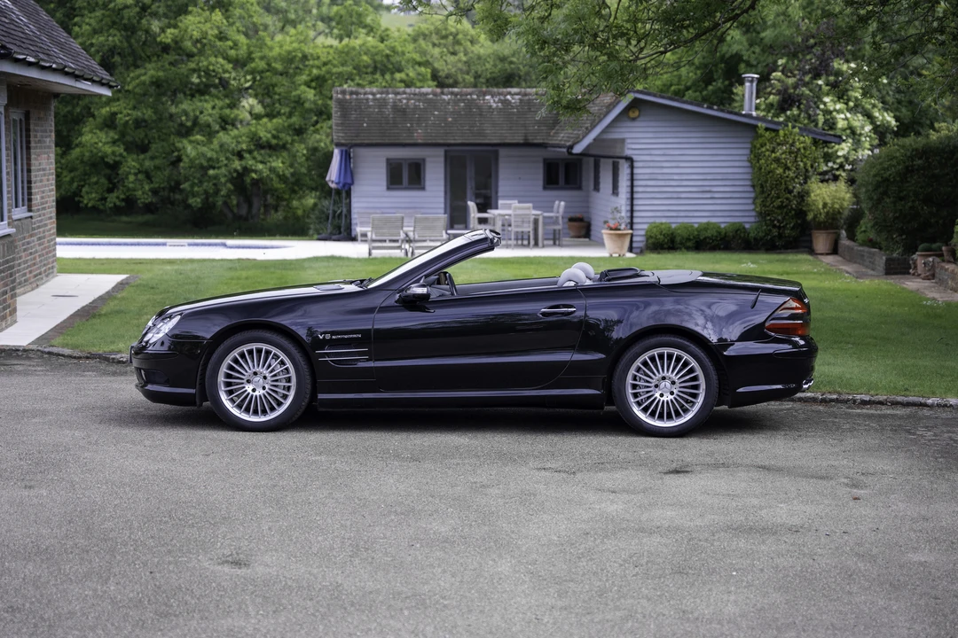 2005 Mercedes-Benz R230 SL 55 & SL 63 & SL 65 AMG - Image 2 of 31