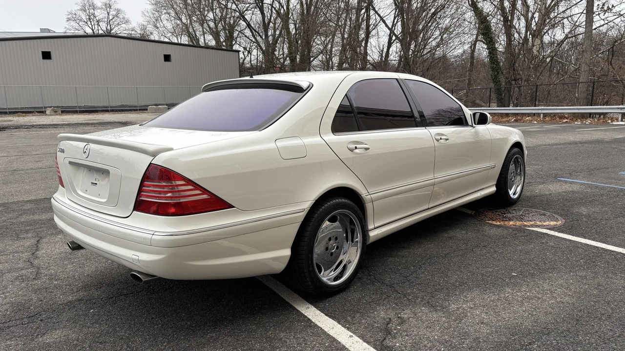 2005 Mercedes-Benz W220 S-Class - Image 4 of 21