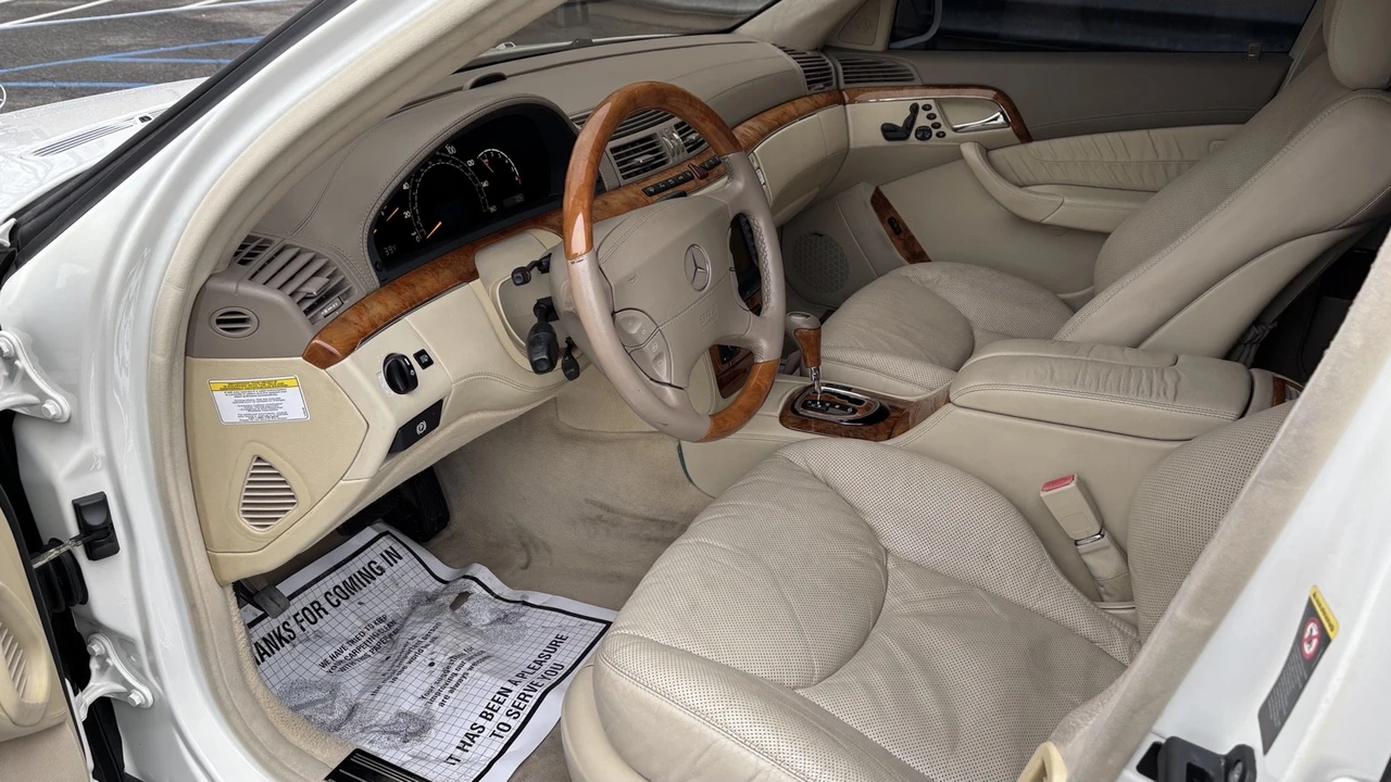 2005 Mercedes-Benz W220 S-Class - Image 12 of 21