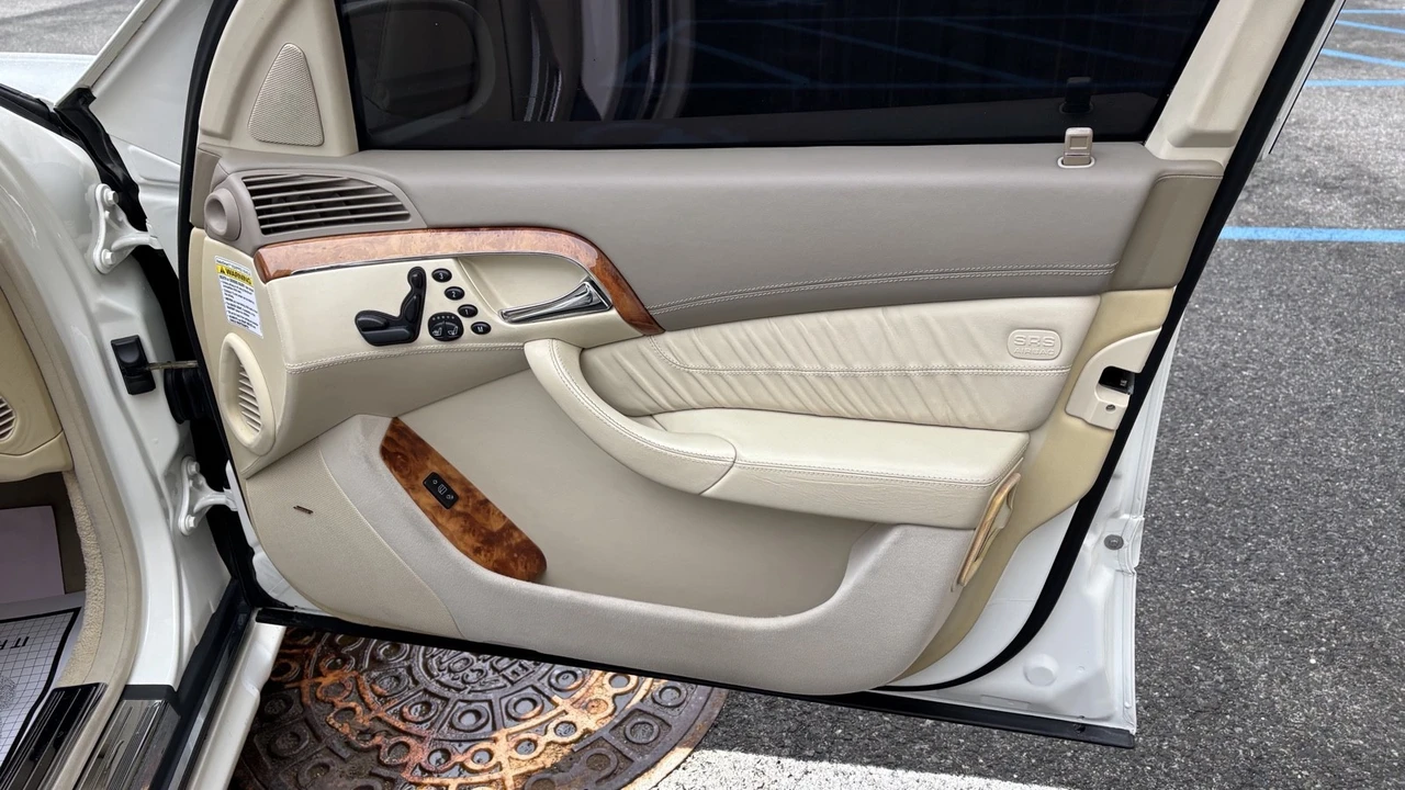 2005 Mercedes-Benz W220 S-Class - Image 15 of 21