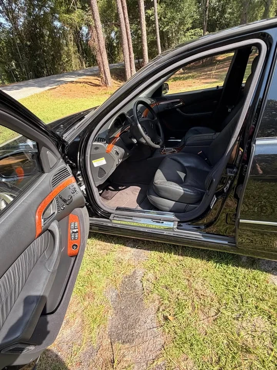 2005 Mercedes-Benz W220 S-Class - Image 6 of 11