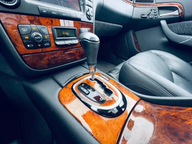 2005 Mercedes-Benz W220 S-Class - Image 10 of 12