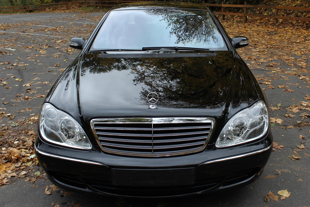 2005 Mercedes-Benz W220 S-Class - Image 2 of 31