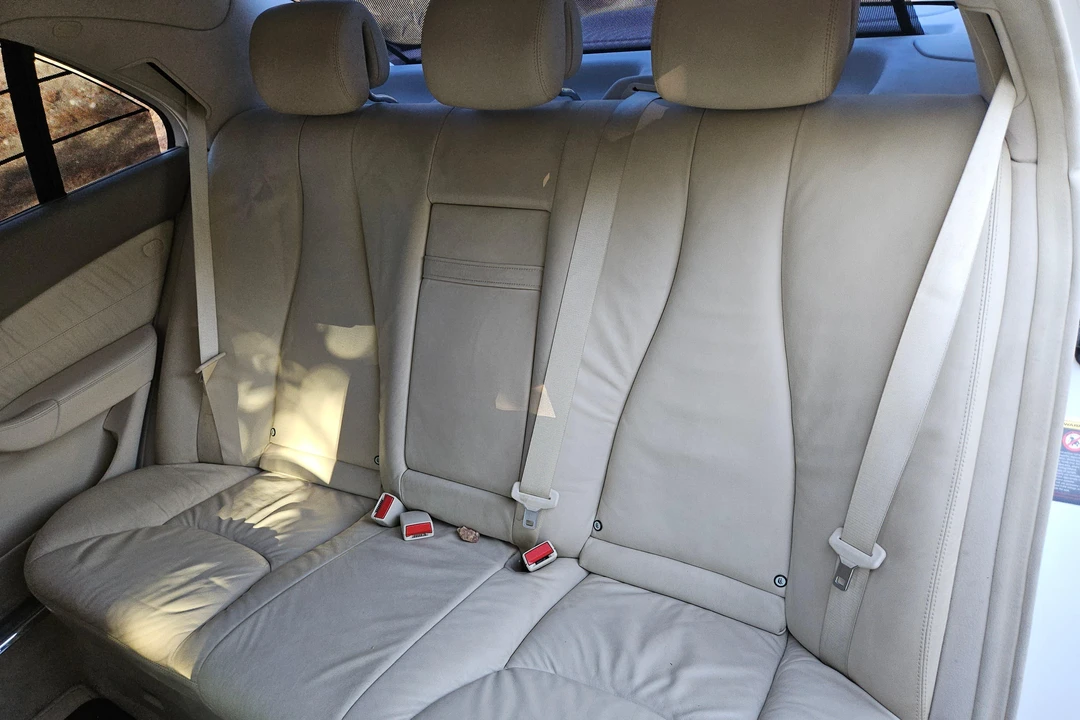 2005 Mercedes-Benz W220 S-Class - Image 27 of 31