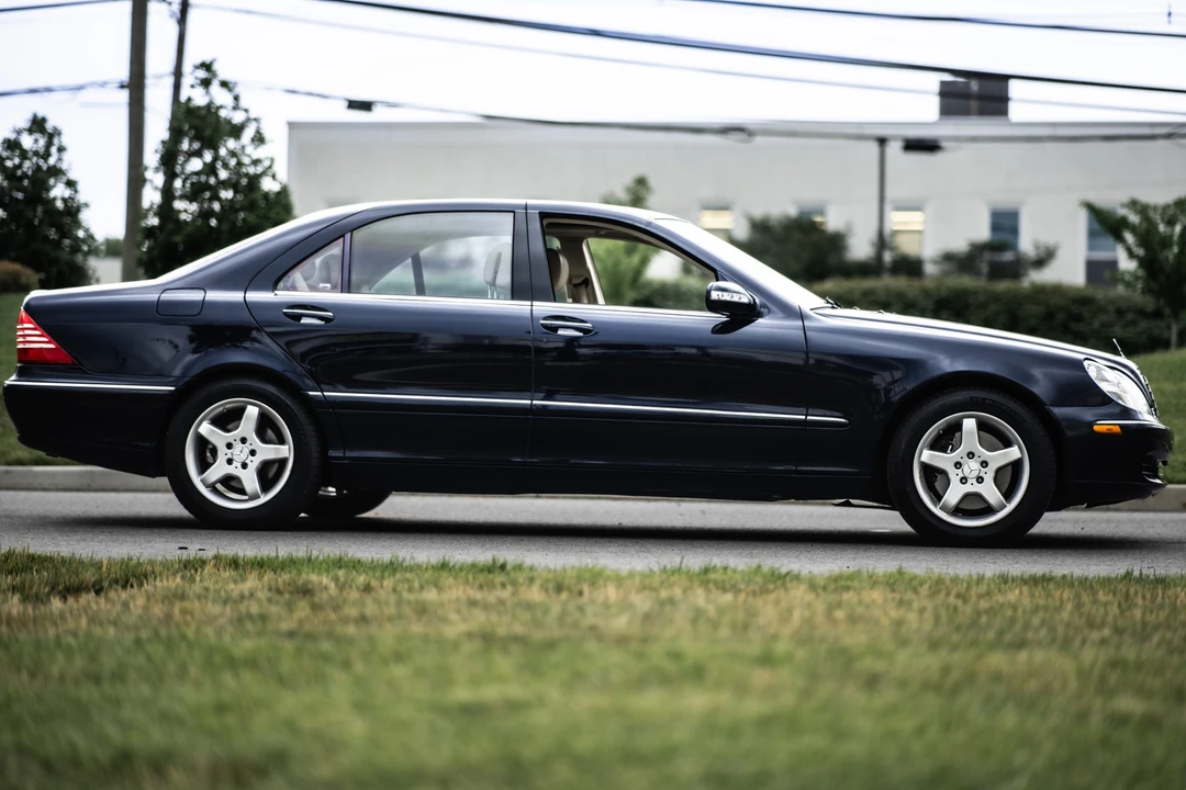 2005 Mercedes-Benz W220 S-Class - Image 12 of 31