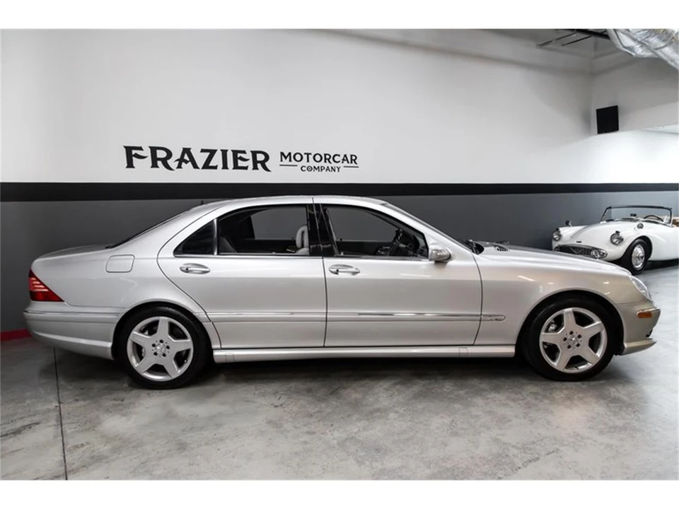 2005 Mercedes-Benz W220 S-Class - Image 11 of 31