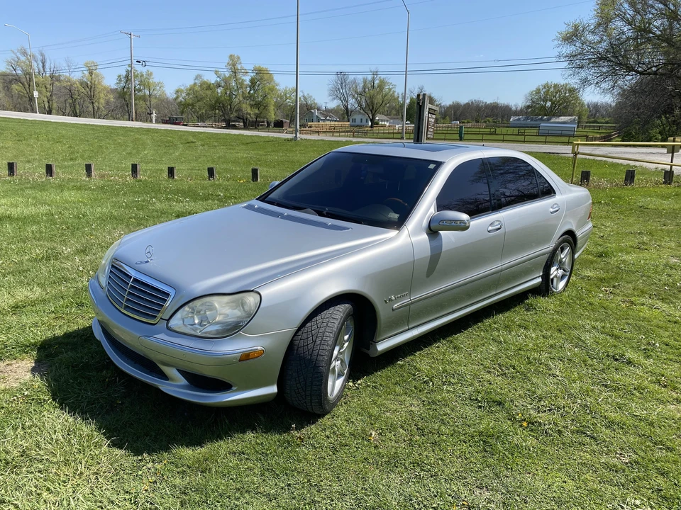 2005 Mercedes-Benz W220 S-Class - Image 8 of 31