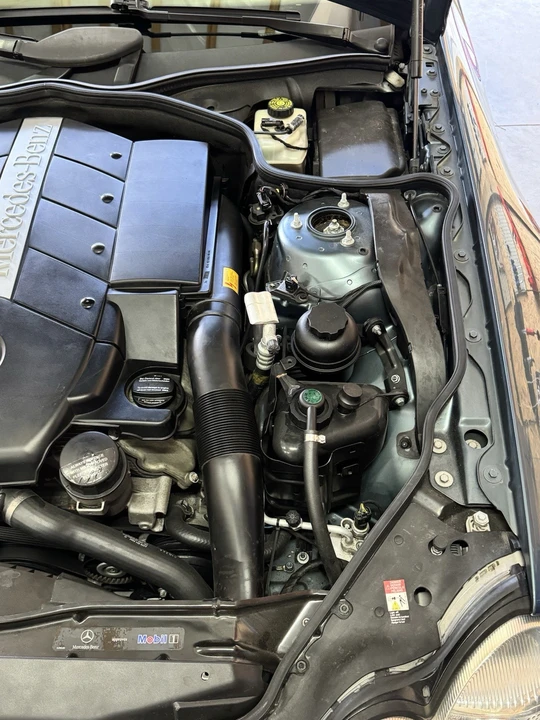 2005 Mercedes-Benz R230 SL-Class - Image 20 of 21