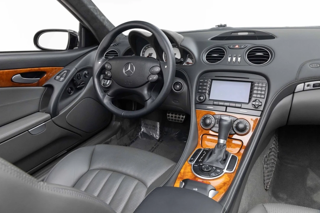 2005 Mercedes-Benz R230 SL 55 & SL 63 & SL 65 AMG - Image 16 of 31
