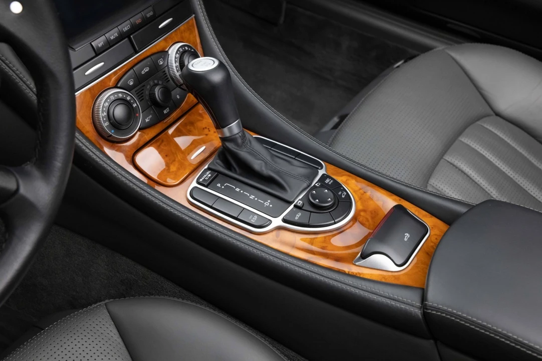 2005 Mercedes-Benz R230 SL 55 & SL 63 & SL 65 AMG - Image 20 of 31