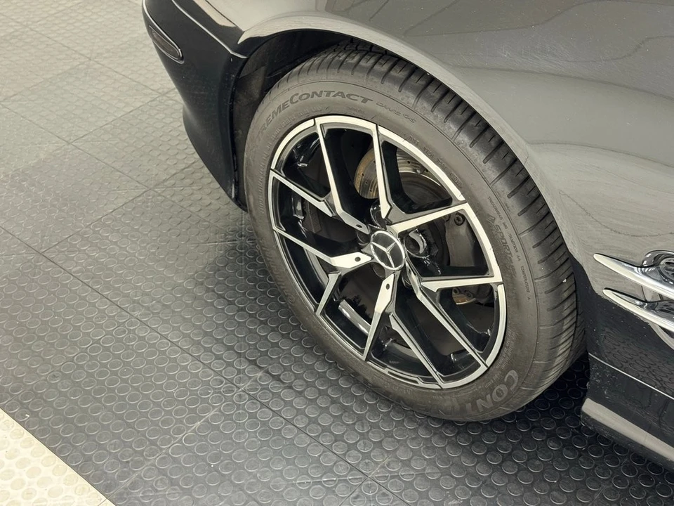 2005 Mercedes-Benz R230 SL-Class - Image 14 of 31