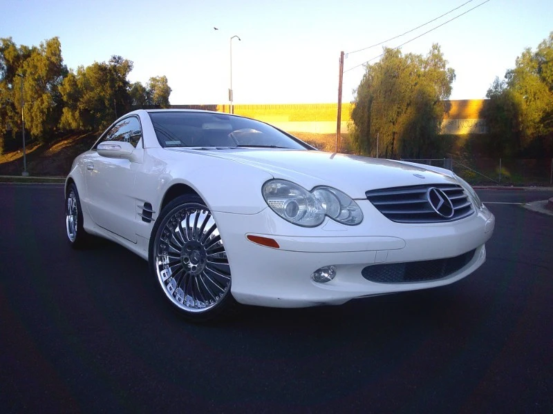 2005 Mercedes-Benz R230 SL-Class - Image 2 of 30