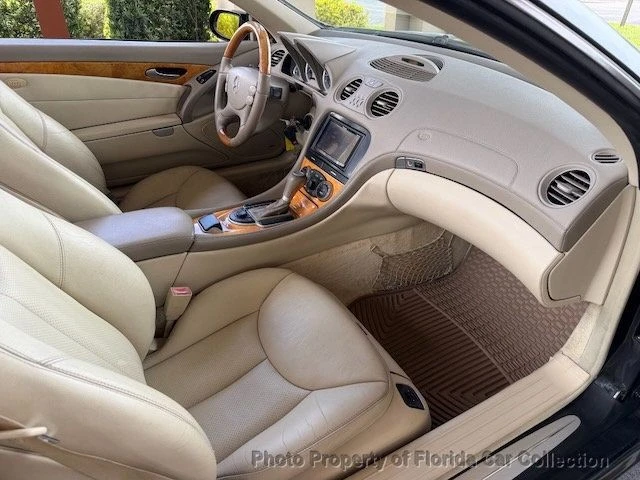 2005 Mercedes-Benz R230 SL-Class - Image 11 of 12